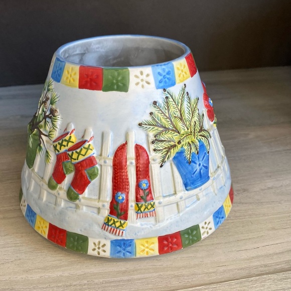 Yankee Candle Large Jar Shade Topper - Holiday Décor - Christmas Sweater Weather - Picture 2 of 8